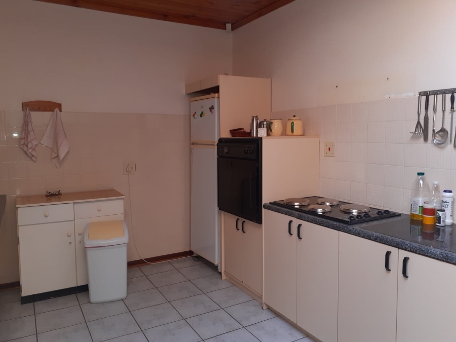 To Let 3 Bedroom Property for Rent in Wavecrest Eastern Cape